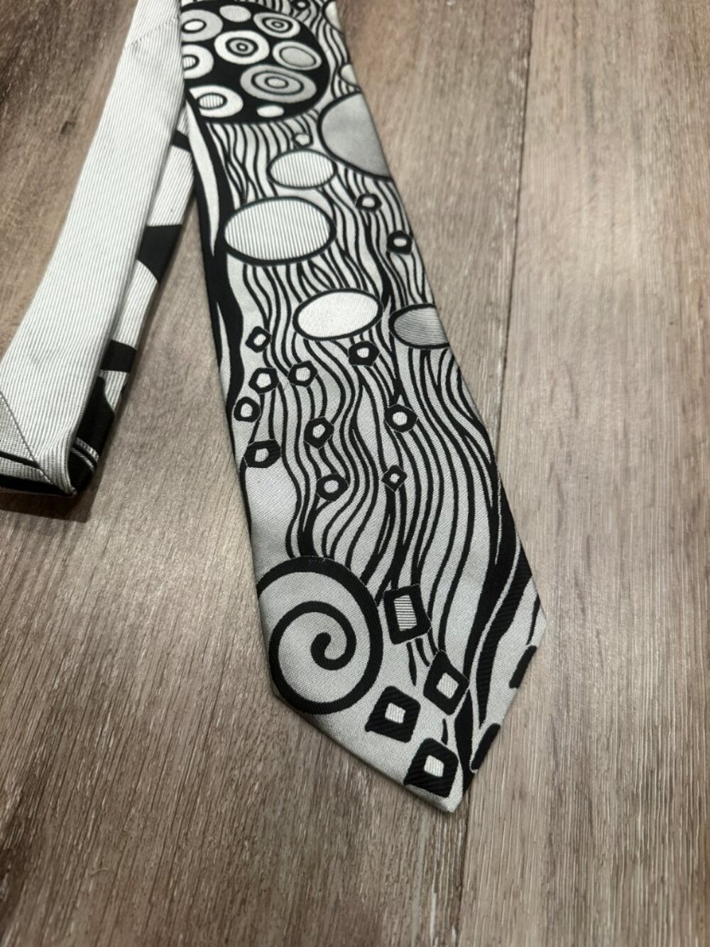 Versace "The Klimt Collection" black and white tie